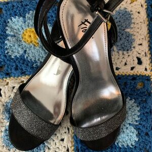 Fioni Honey Black Ankle-Strap Block Heels with Rhinestone Embellishment